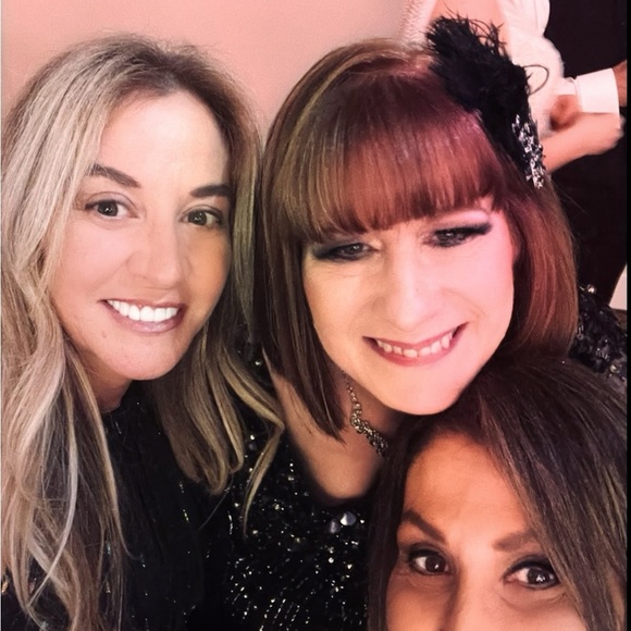 Meet your Posher, Mary - Picture 3 of 15